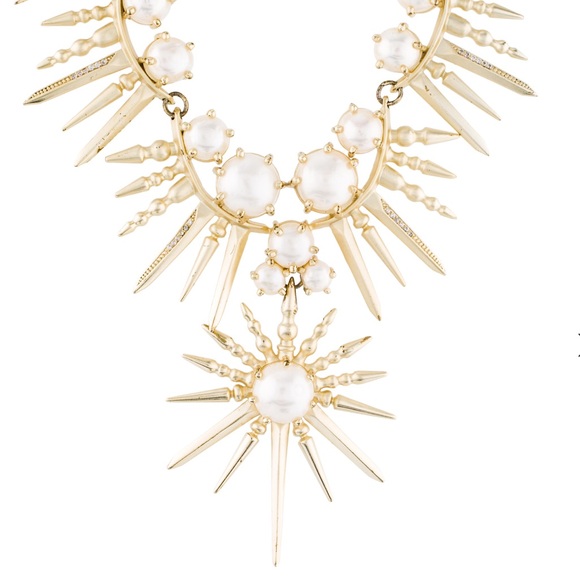 Kendra Scott Valentina Pearl Starburst Gold Statement Necklace Hook Closure - Picture 3 of 9